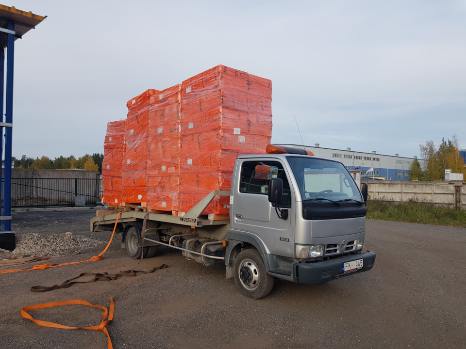 Фото в бортжурнале Nissan Cabstar