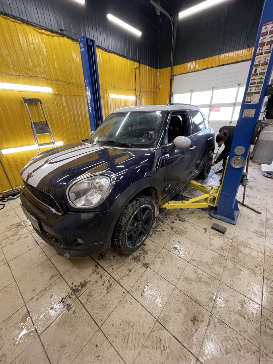 Фото в бортжурнале MINI Countryman (1G)