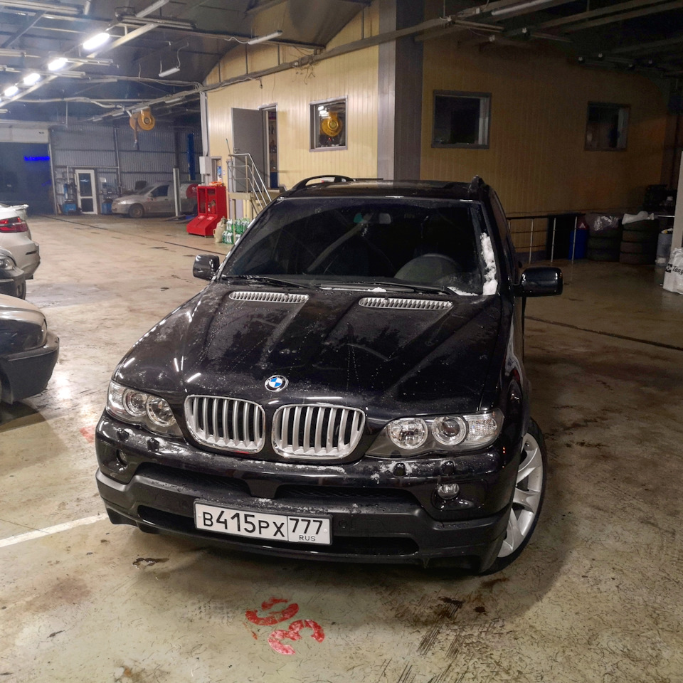 Фото в бортжурнале BMW X5 (E53)