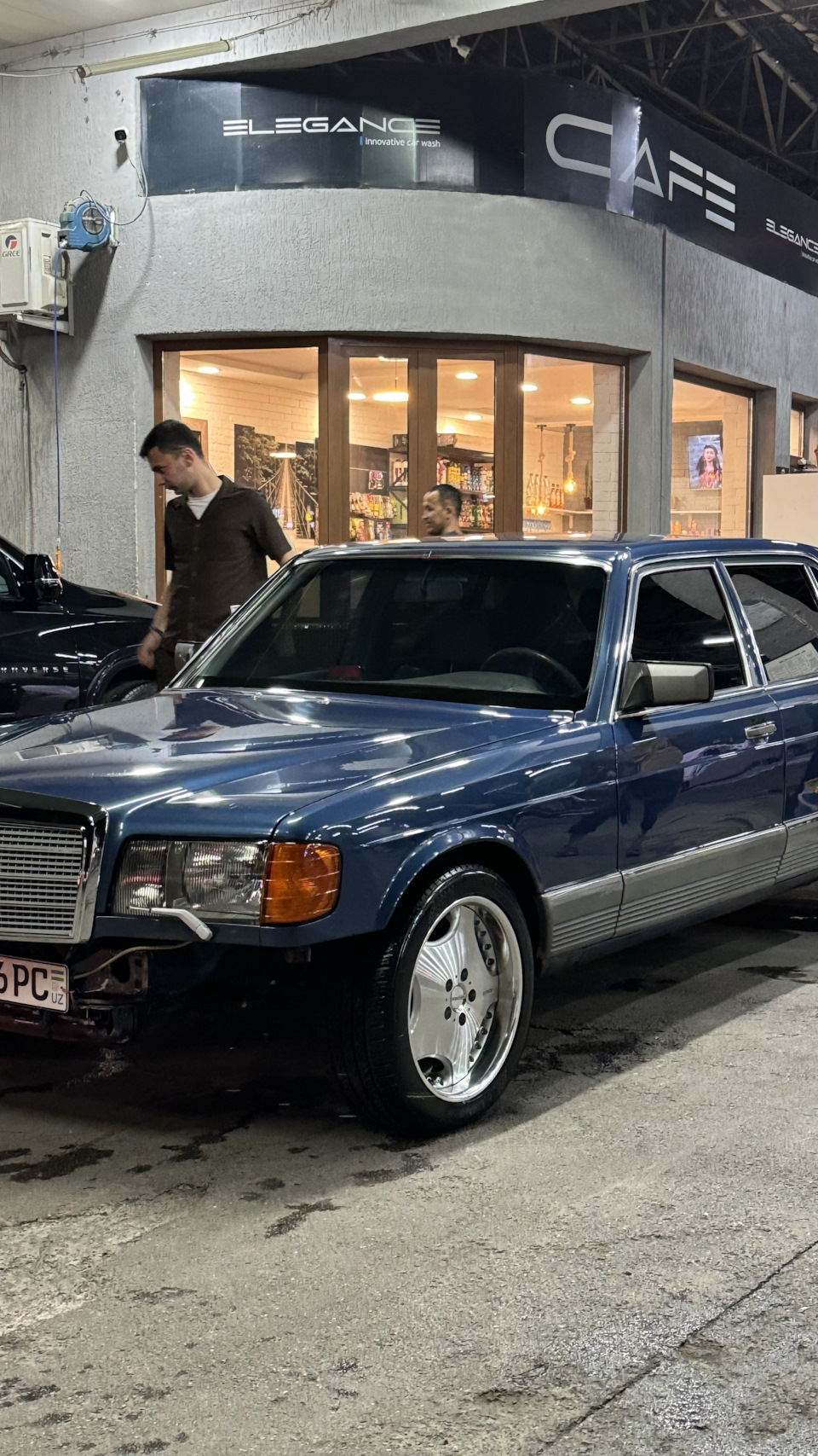 Photo from the logbook Mercedes-Benz S-Class (W126)