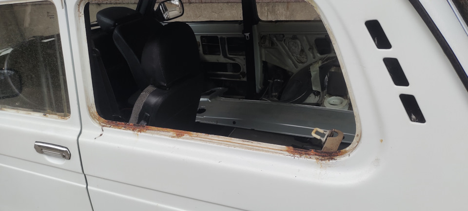 Фото в бортжурнале Lada 4x4 3D