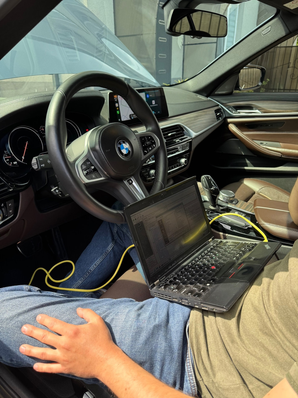 Photo from the logbook BMW 5 series (G30)
