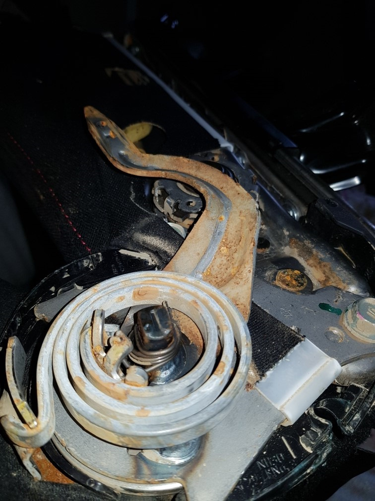 Фото в бортжурнале Toyota Prius (30)