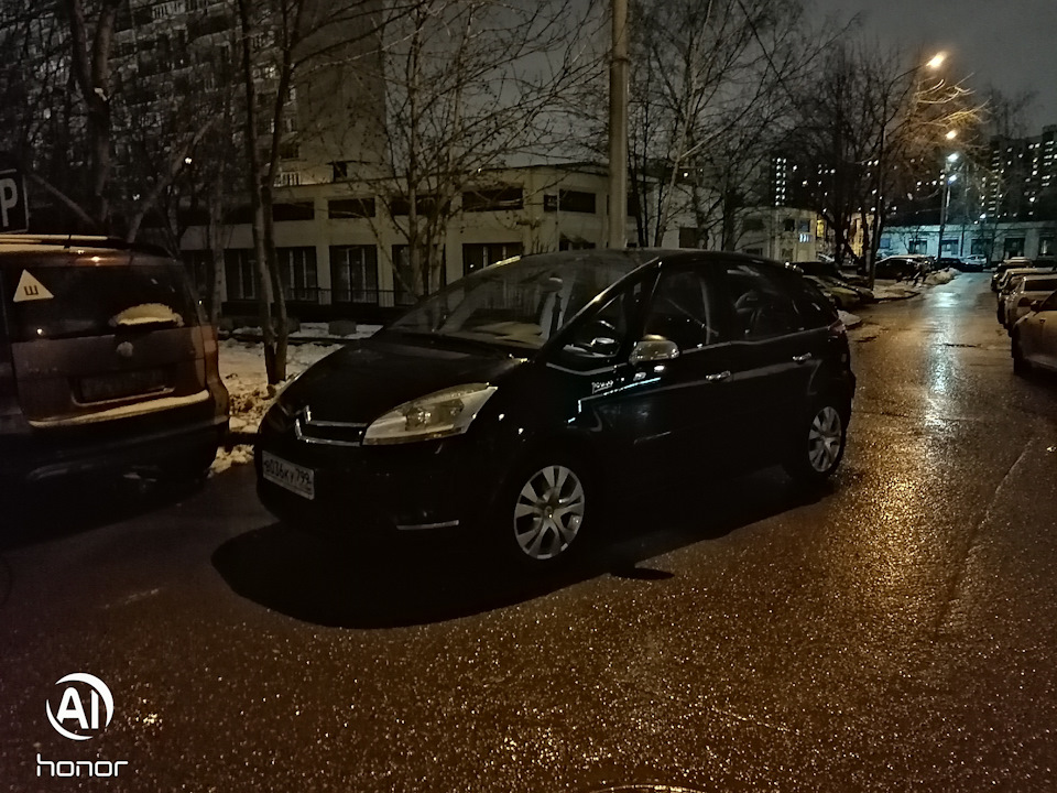 Фото в бортжурнале Citroen C4 Picasso (1G)