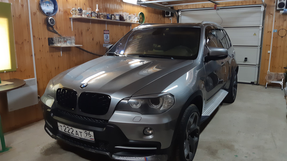 BMW X5 3.0D ST1 300 л.с.