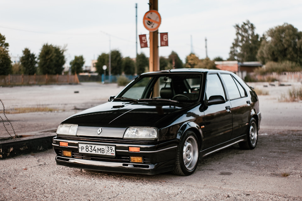 Фото в бортжурнале Renault 19