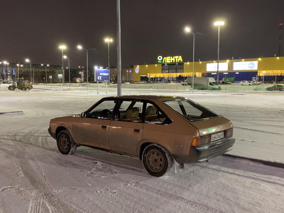 Блайндинг лайгхтс — Москвич 2141