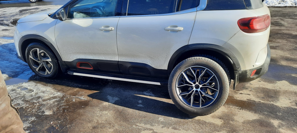Фото в бортжурнале Citroen C5 Aircross