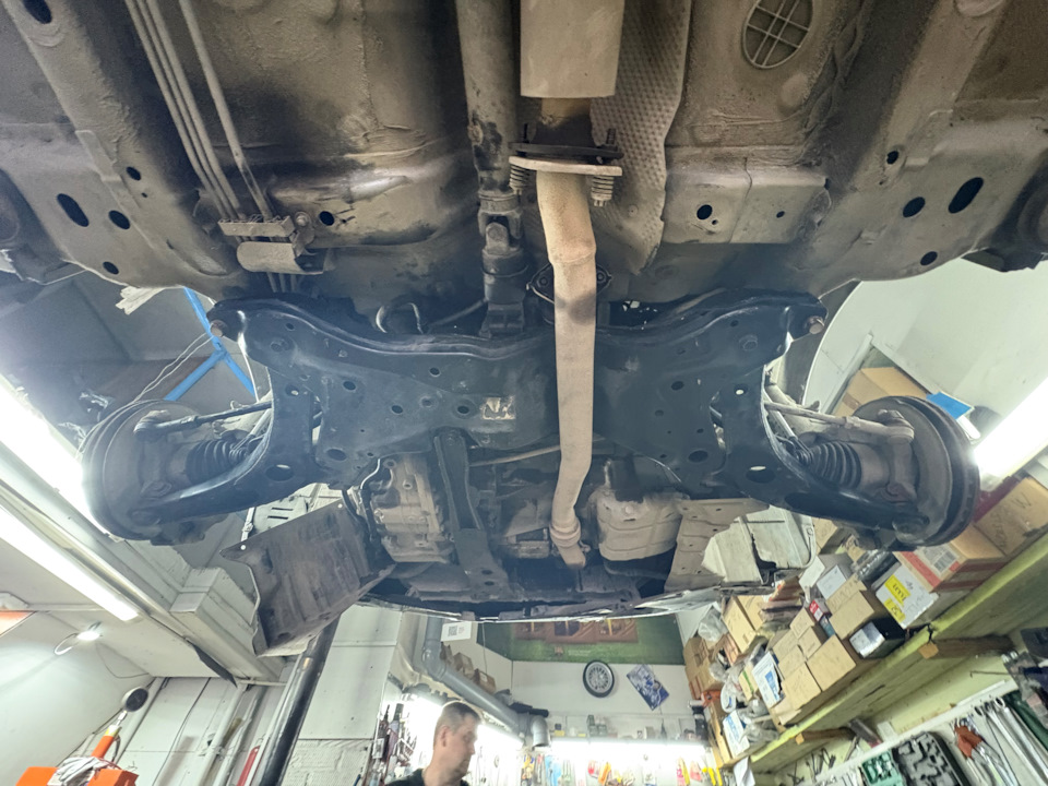 Новый подрамник — Mitsubishi Outlander XL