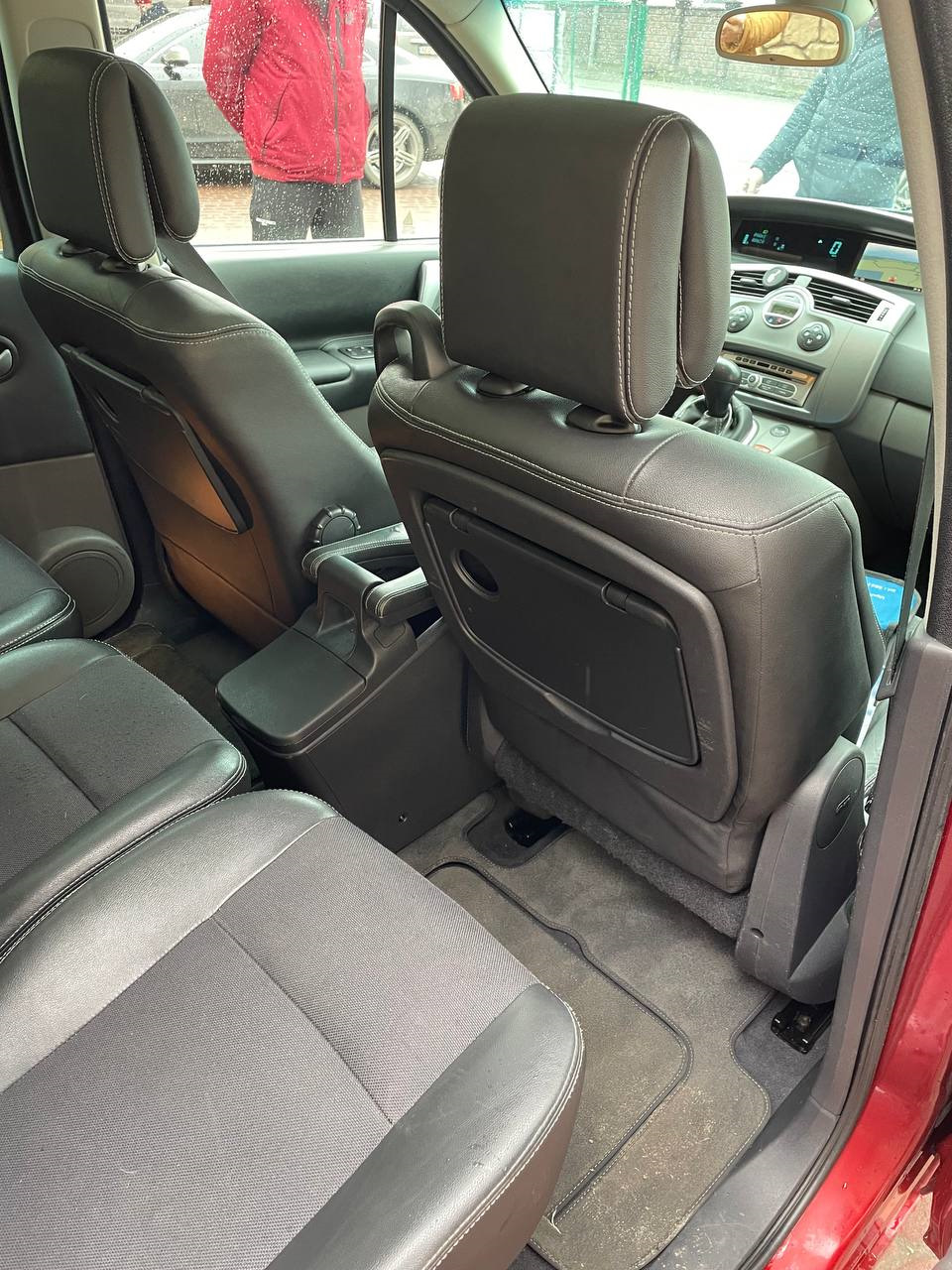Фото в бортжурнале Renault Grand Scenic II
