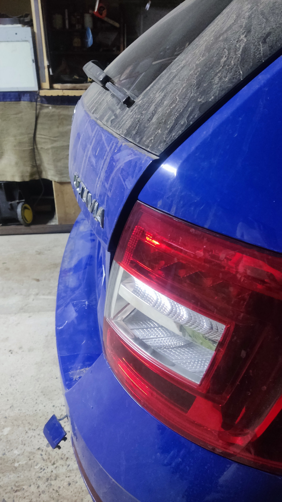 Крышка багажника — Skoda Octavia Combi A7 Mk3