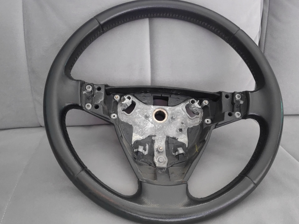 Демонтированный руль — Saab 9-3 (2G)