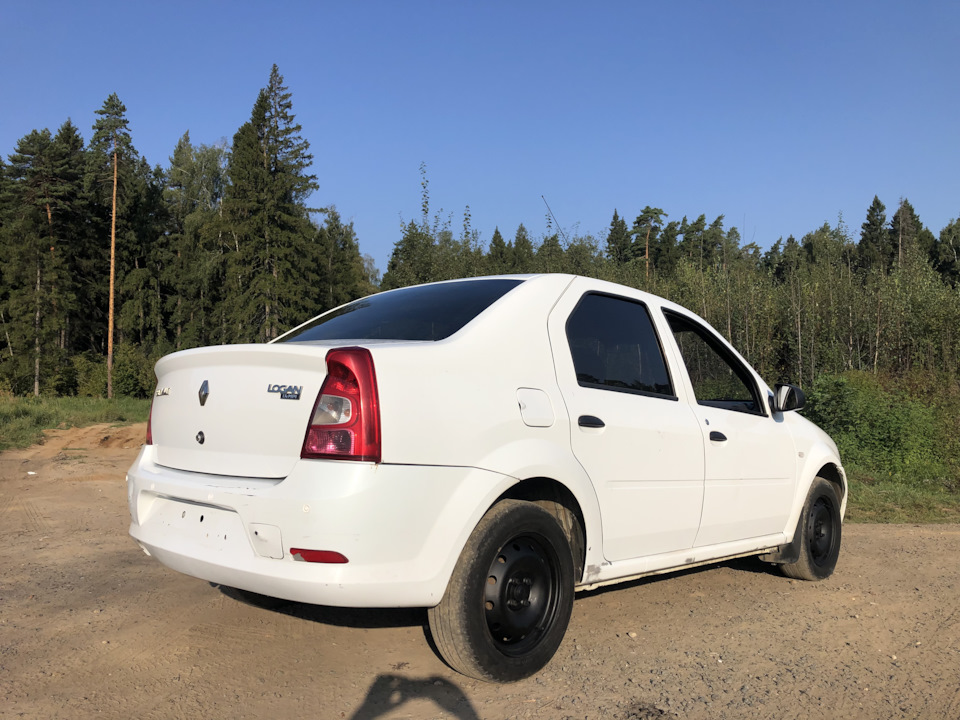 Фото в бортжурнале Renault Logan (1G)
