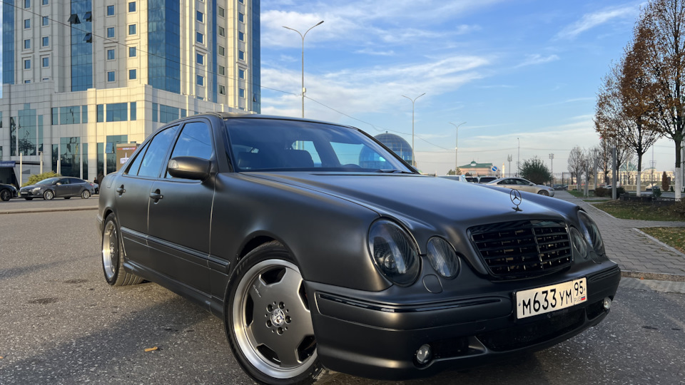 Mercedes-Benz E-Class " Серый волк"