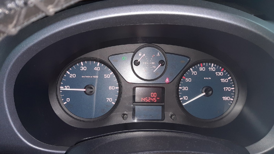 Фото в бортжурнале Citroen Berlingo (2G)