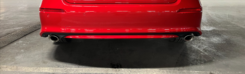 Не Si — Honda Civic 4D (11G)
