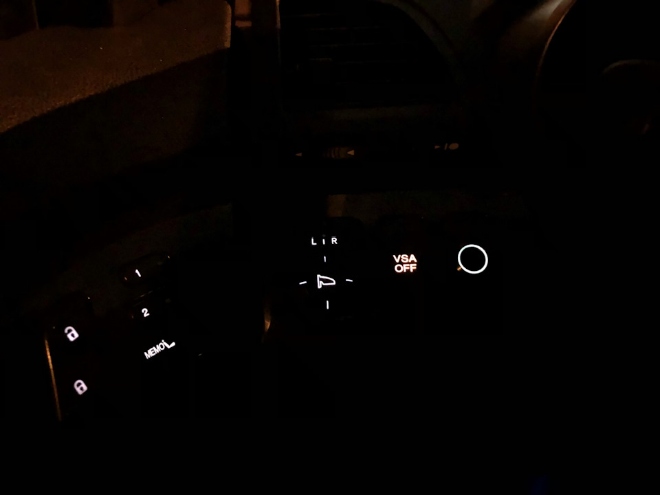 Подсветка теперь у кнопки как заводская!) — Acura MDX (2G)