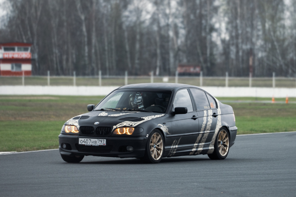 Фотка — BMW 3 series (E46)