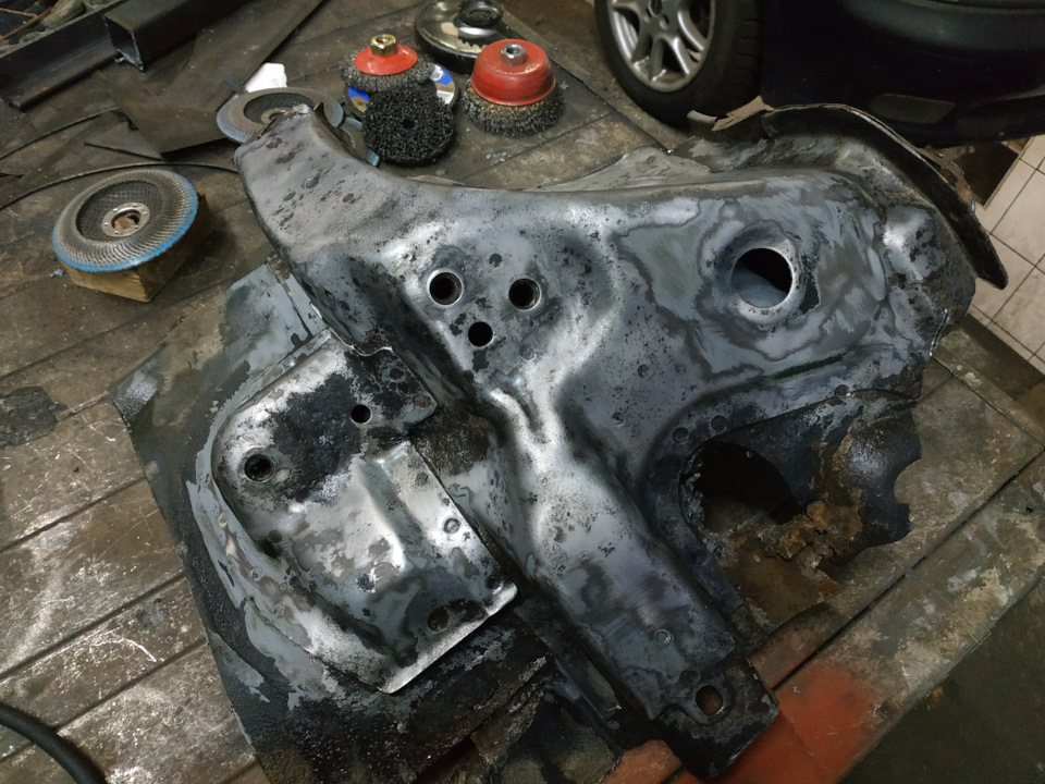 Фото в бортжурнале Mazda 626 IV (GE)