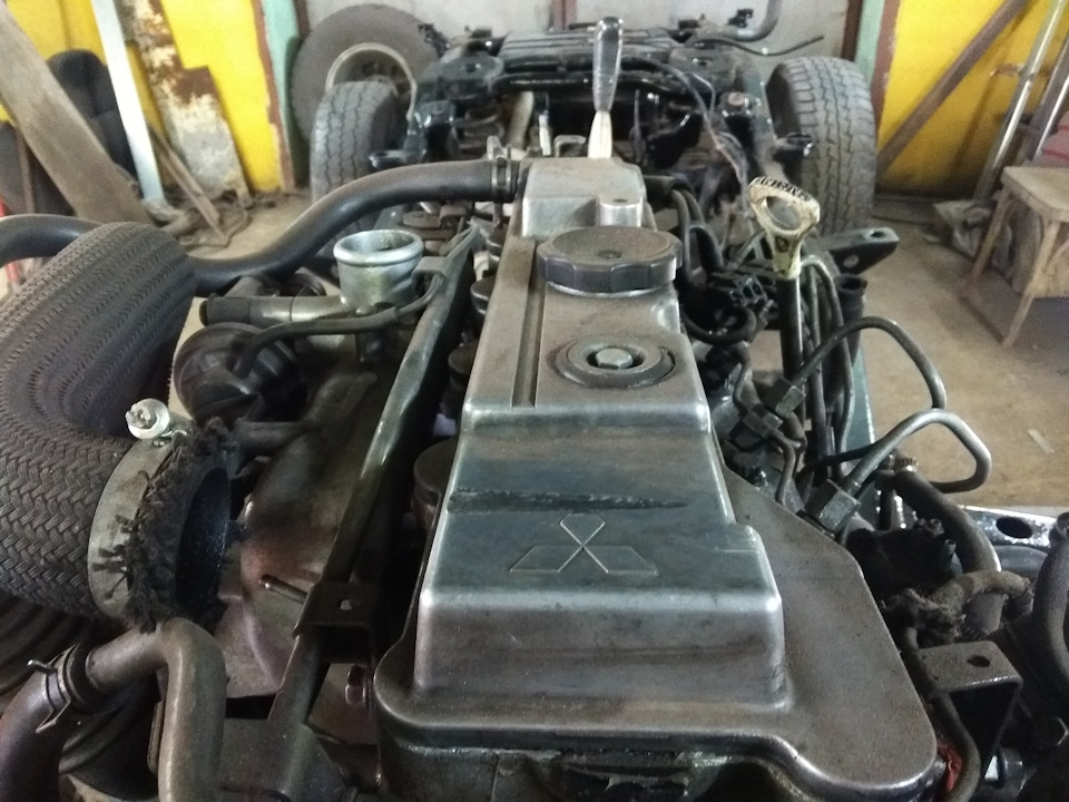 Фото в бортжурнале Mitsubishi Pajero (2G)