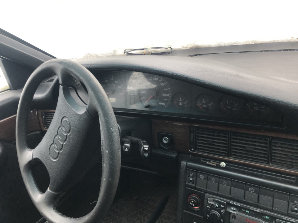 Приборка и руль) — Audi 100 (C4)