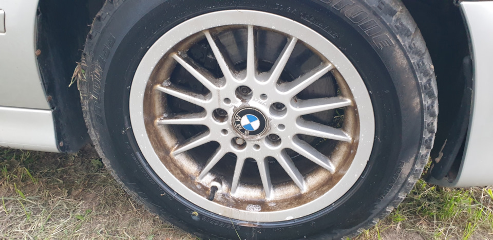 Фото в бортжурнале BMW 5 series (E39)