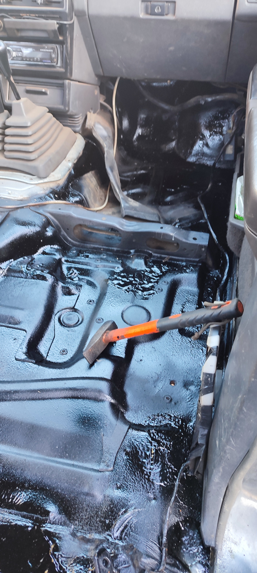 Фото в бортжурнале Nissan Terrano I
