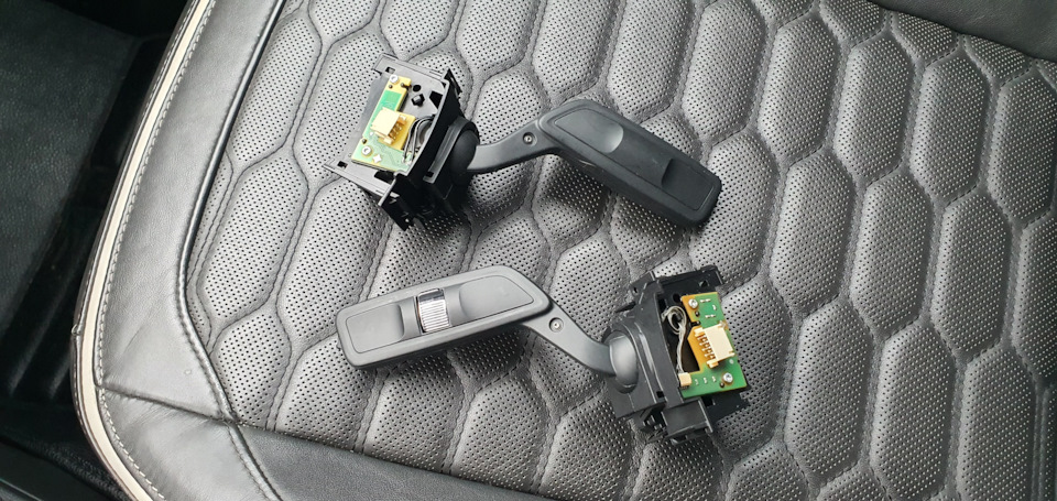 фото 2. окончательный вид кастомных переключателей LINCOLN под FORD KUGA MK2 FOCUS MK3 — Ford Kuga (2G)