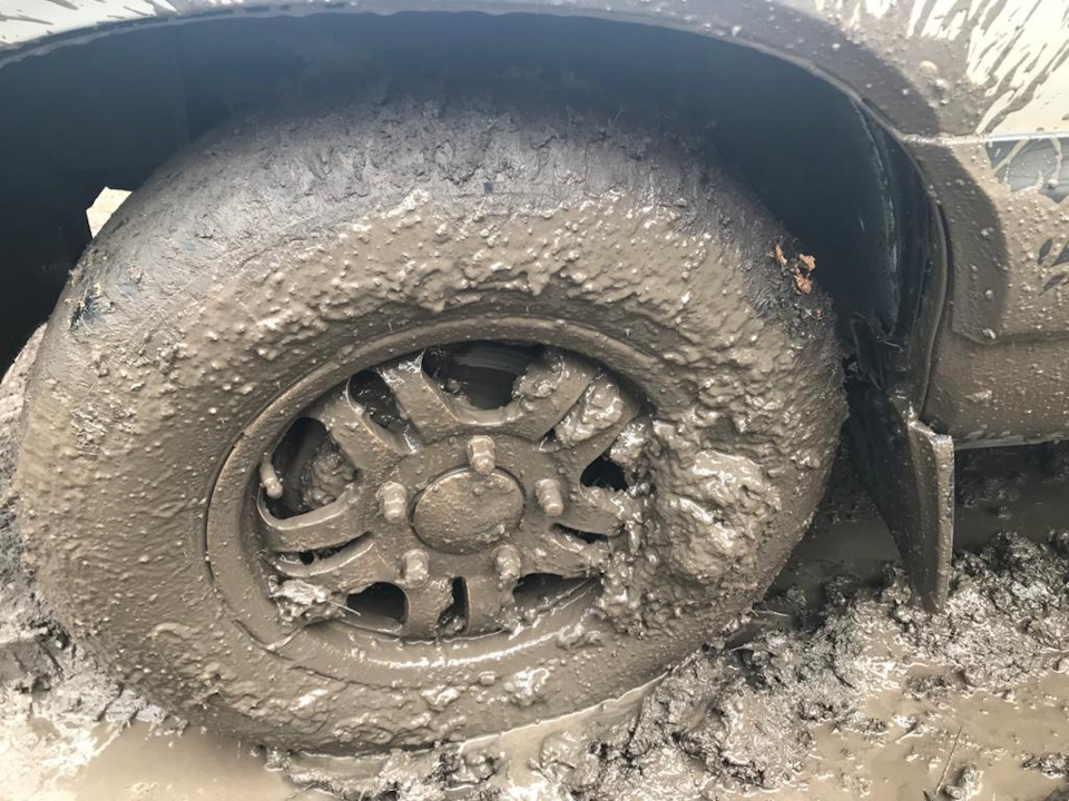 и ещё грязи ))) — Chevrolet Niva GLX