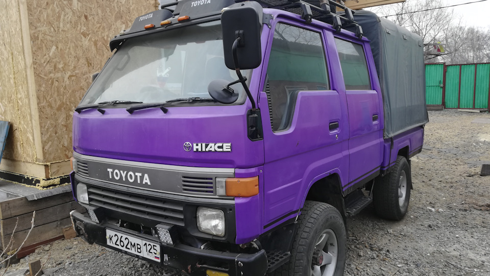 Toyota Hiace Truck