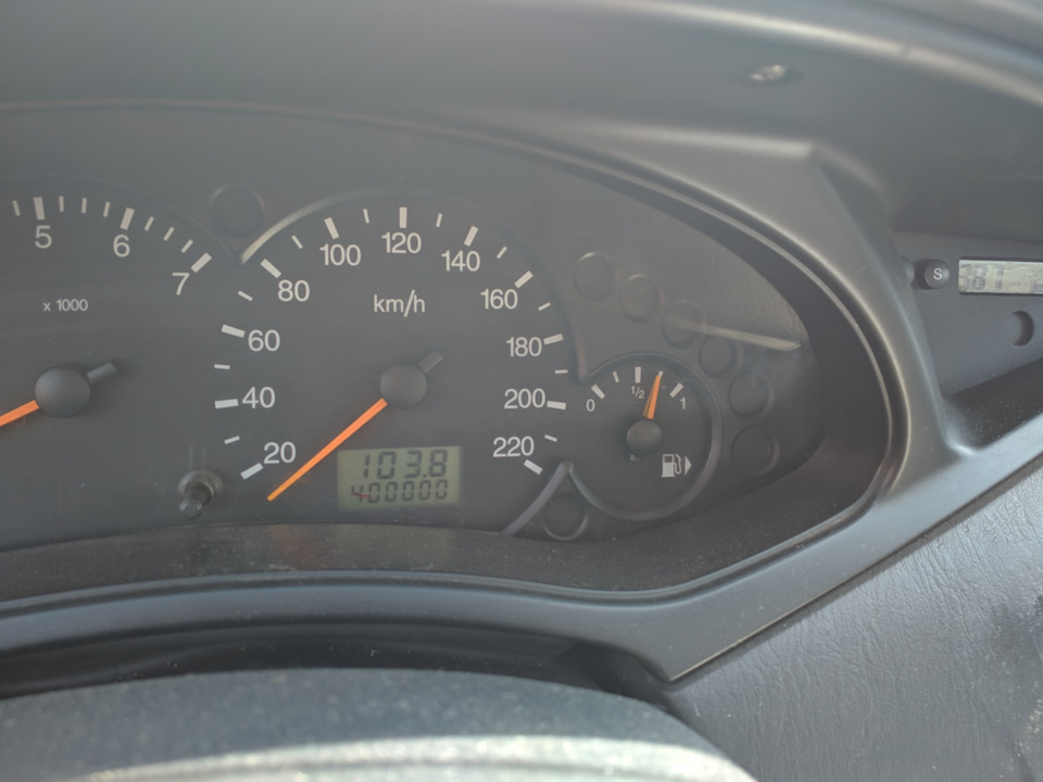 Фото в бортжурнале Ford Focus Sedan I
