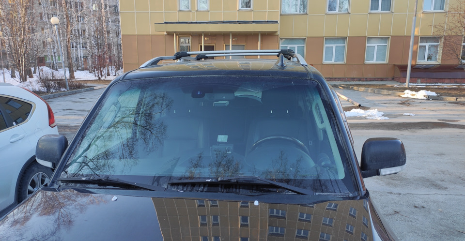 Вид спереди — Mitsubishi Pajero (4G)