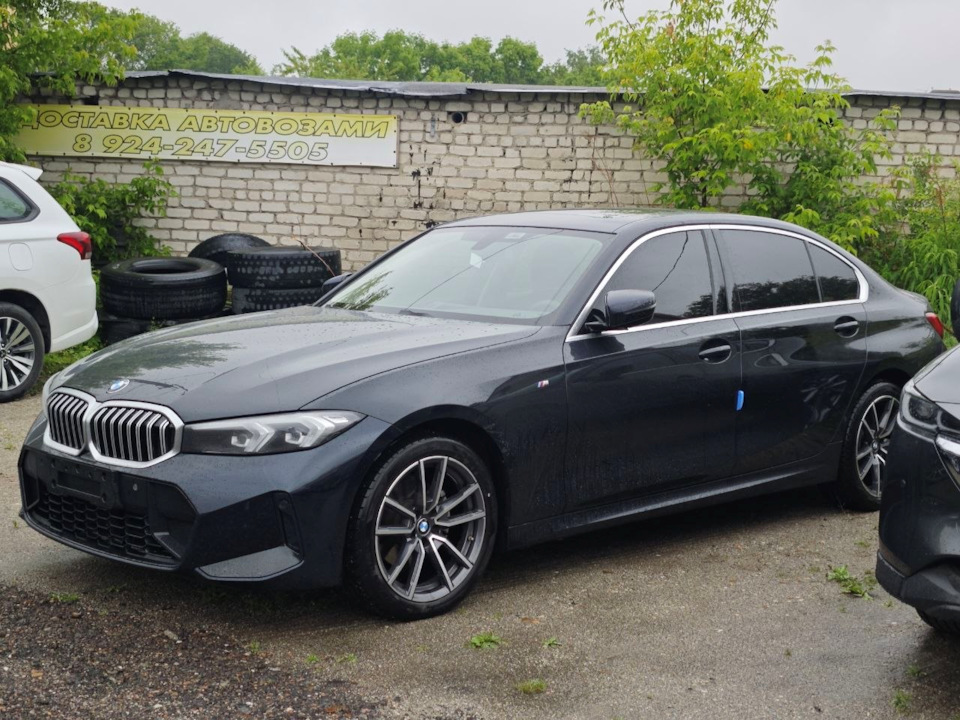 Машина ждет погрузки — BMW 3 series (G28)