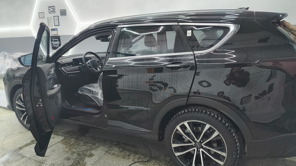 Jetour X70 Plus BlackJet