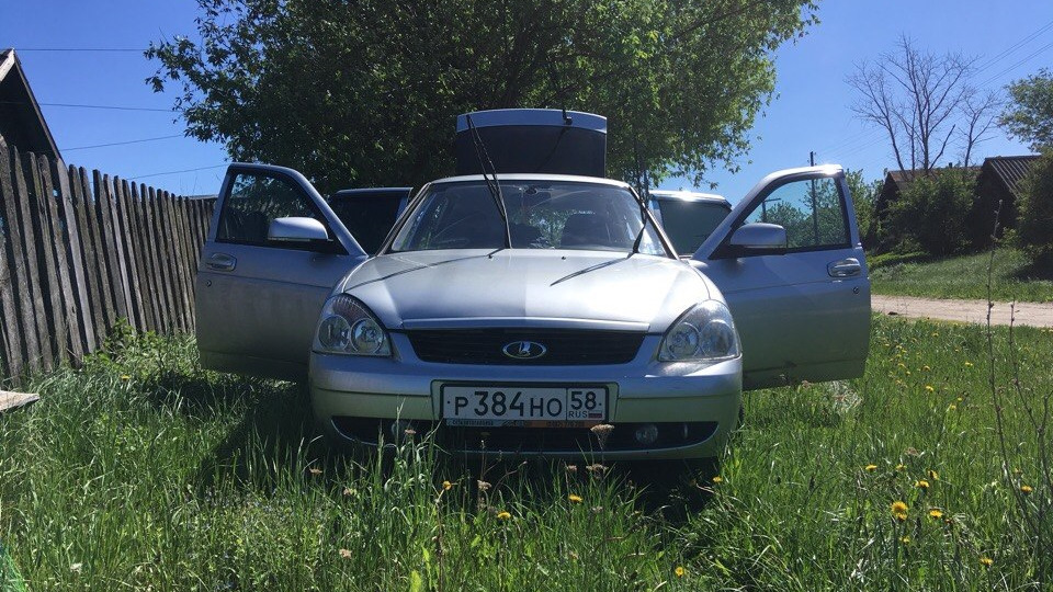 Lada Приора Хэтчбек