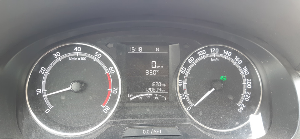 Жара +33, без кондиционера просто еле дышишь — Skoda Rapid (1G)