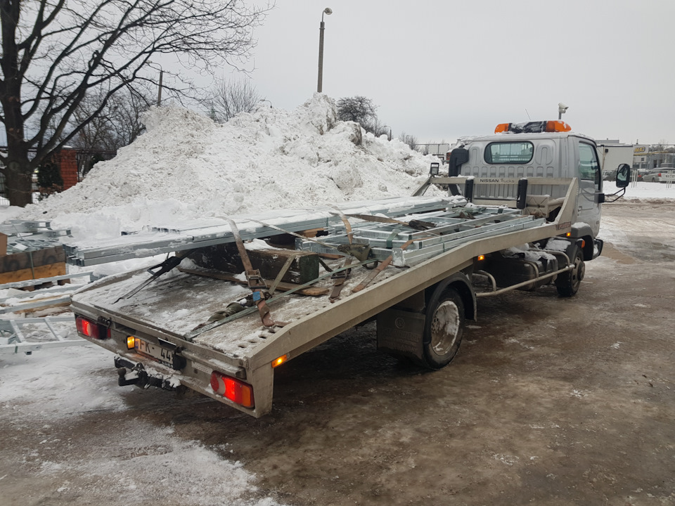 Фото в бортжурнале Nissan Cabstar
