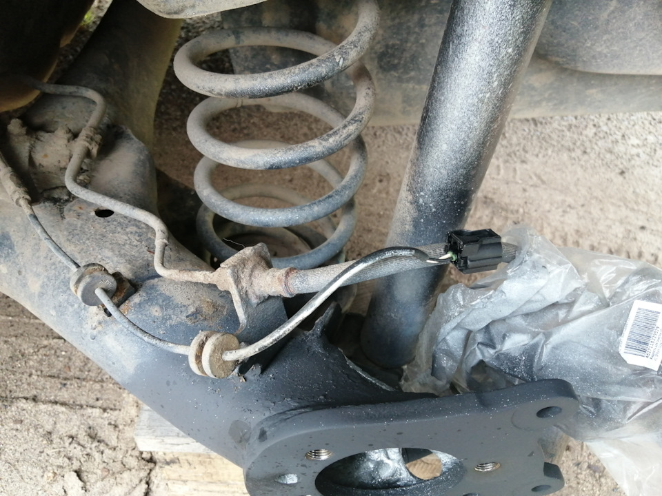 Фото в бортжурнале Toyota Corolla (140/150)