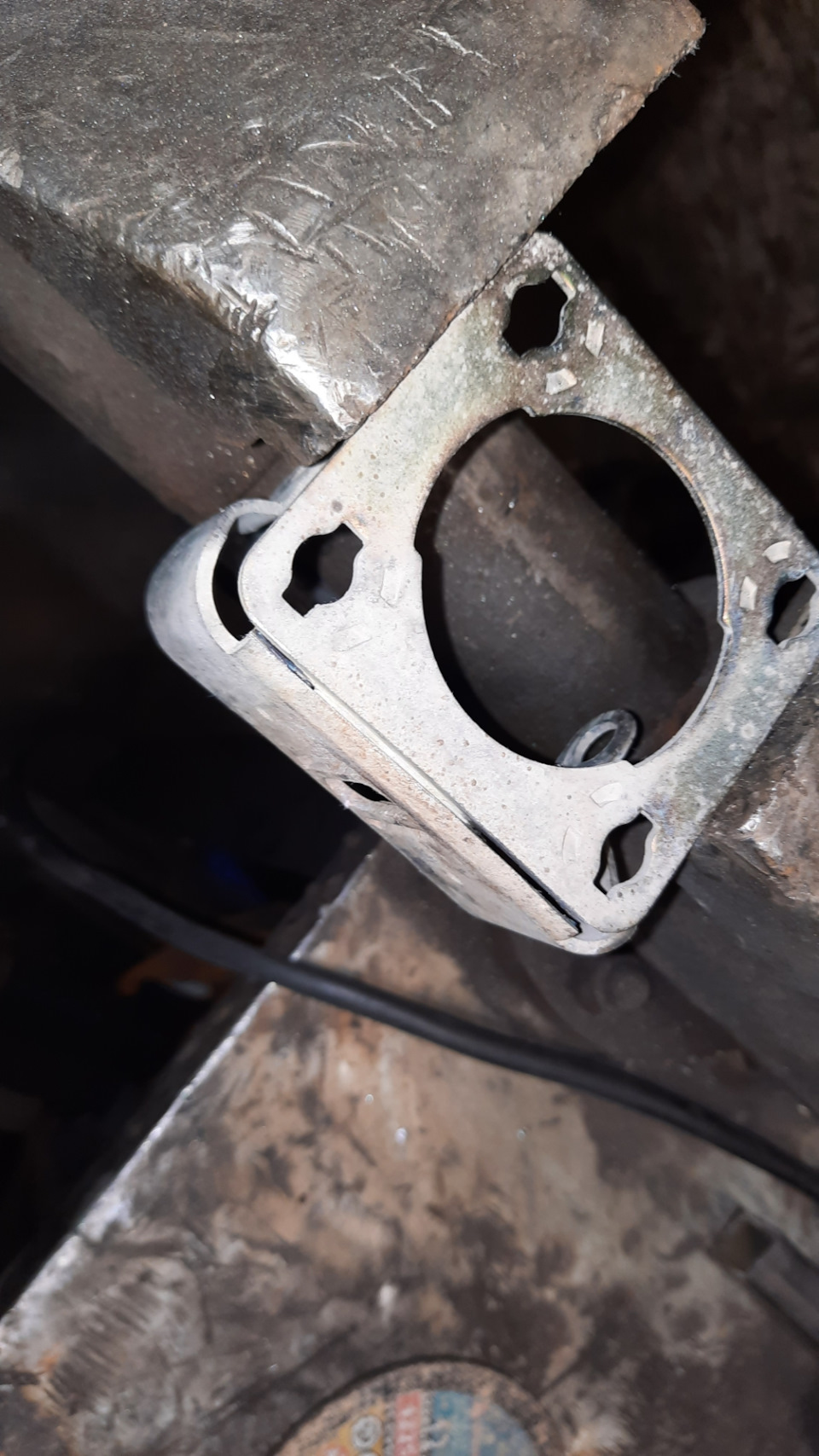 Тут нужно отпилить… — GAZ 3110