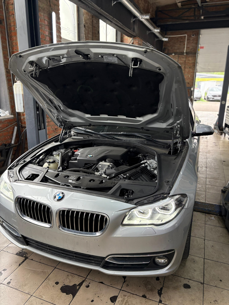 Фото в бортжурнале BMW 5 series (F10)