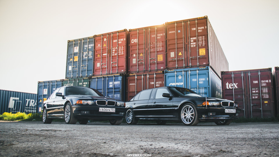 Фото в бортжурнале BMW 7 series (E38). Запчасти на фото: 1541450