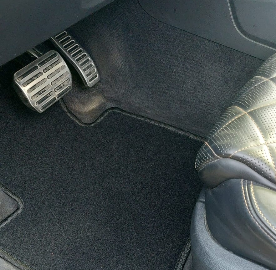 1. — Volkswagen Touareg (2G)