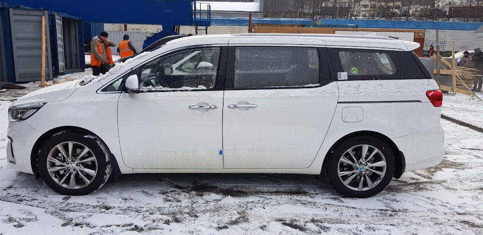 Фото в бортжурнале KIA Carnival (3G)