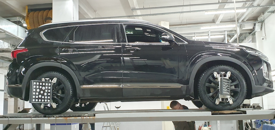 Фото в бортжурнале Hyundai Santa Fe (4G)