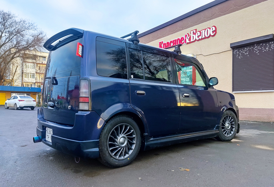Любимое заведение на новогодних каникулах 😋🤐🤫 — Toyota bB (1G)