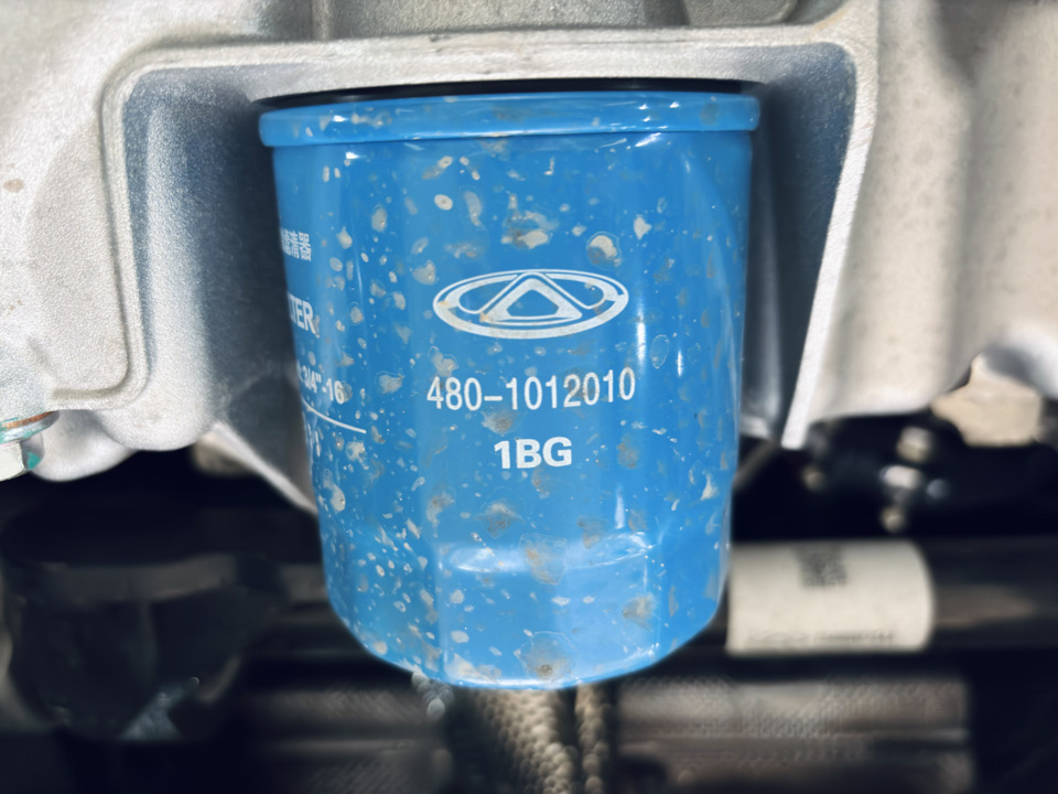 Такой фильтр стоял с завода 480-1012010 — Exeed LX. Запчасти на фото: 4801012010
