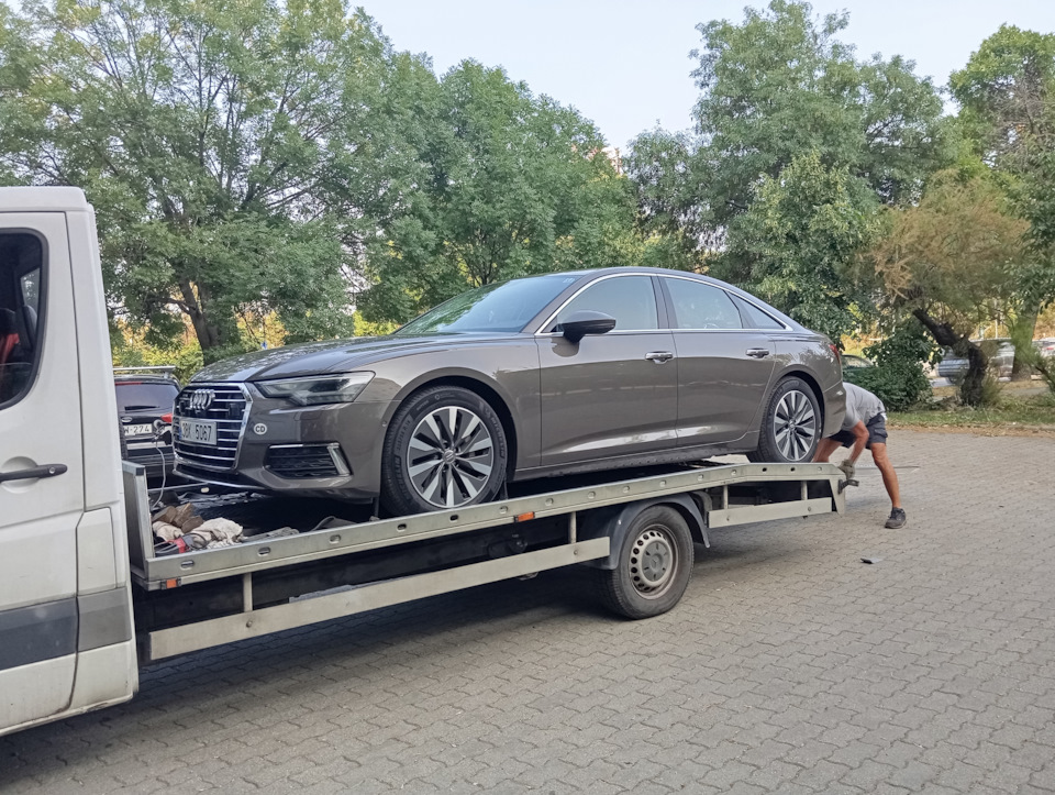 Photo from the logbook Audi A6 (C8)