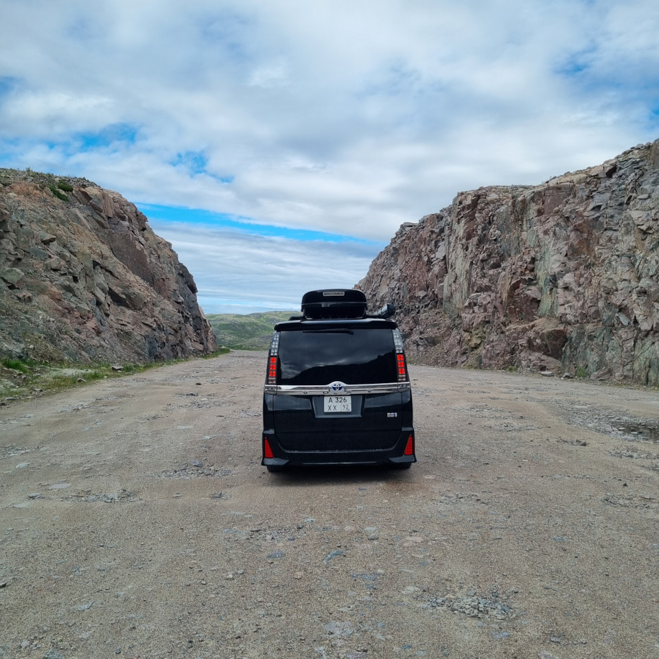 Фото в бортжурнале Toyota Voxy (3G)