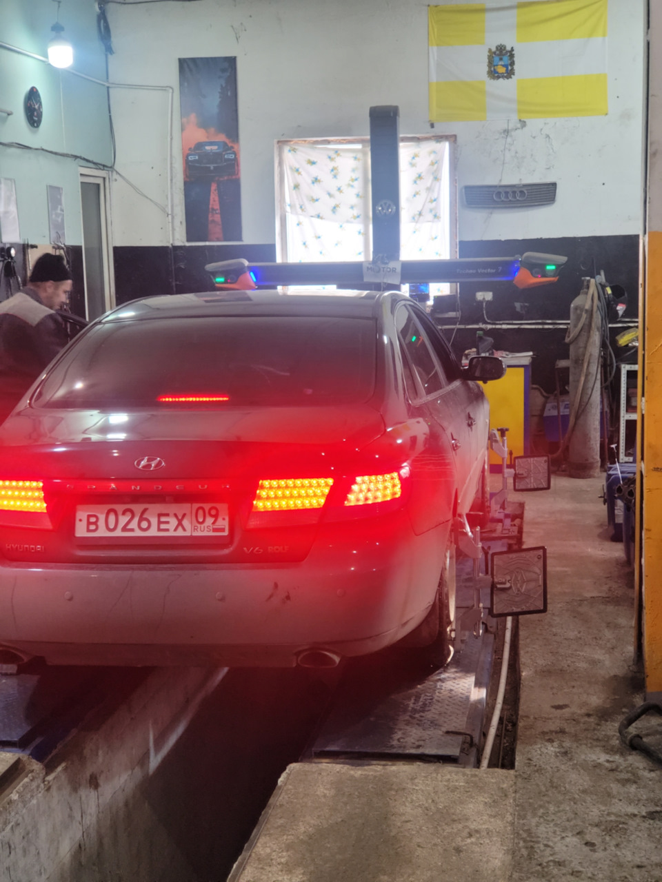 Зеркало Gentex NZLWZLHL4 с Homelink и подсветкой в Hyundai