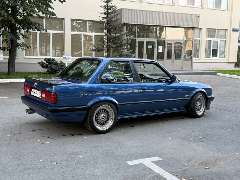 Фото в бортжурнале BMW 3 series (E30)